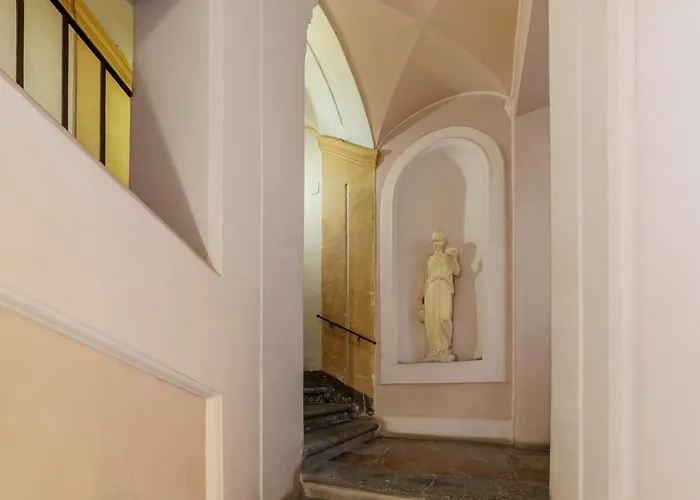Guesthost - Fontana Di Trevi Elegant And Exclusive *