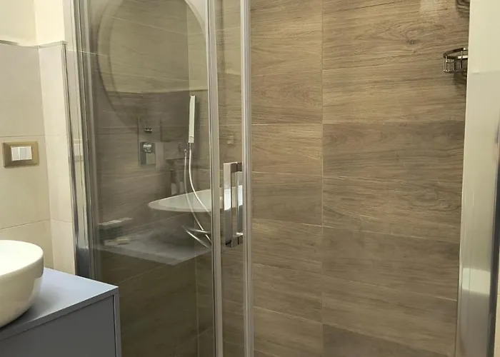 Guesthost - Fontana Di Trevi Elegant And Exclusive Apartamento Roma
